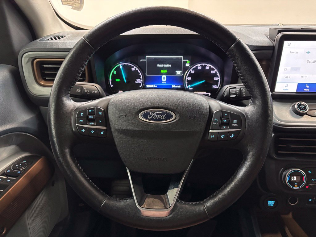 Used 2022 Ford Maverick Lariat w/ Lariat Luxury Package FWD image 11