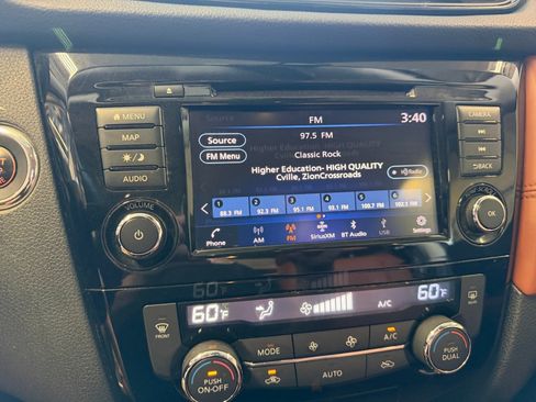 Used 2019 Nissan Rogue SL w/ Premium Package AWD/4WD image 21