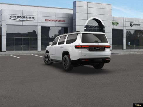New 2026 Jeep Grand Wagoneer 4WD w/ Premium Group I image 4