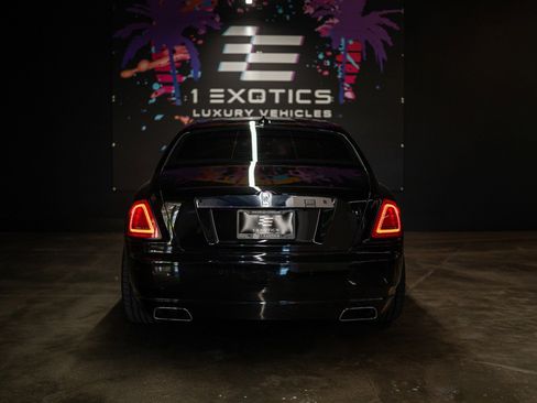 Used 2015 Rolls-Royce Ghost RWD image 5