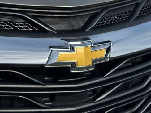 Used 2019 Chevrolet Cruze LT w/ Convenience Package FWD image 6