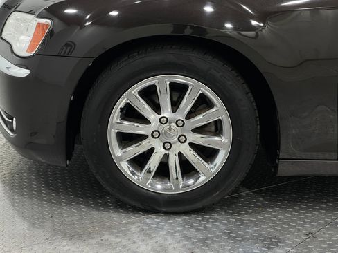 Used 2012 Chrysler 300 Limited RWD image 32