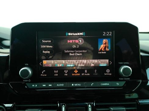Used 2022 Nissan Pathfinder SV FWD image 41