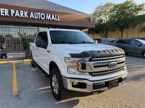 Used 2018 Ford F150 XLT w/ Equipment Group 302A Luxury AWD/4WD image 3