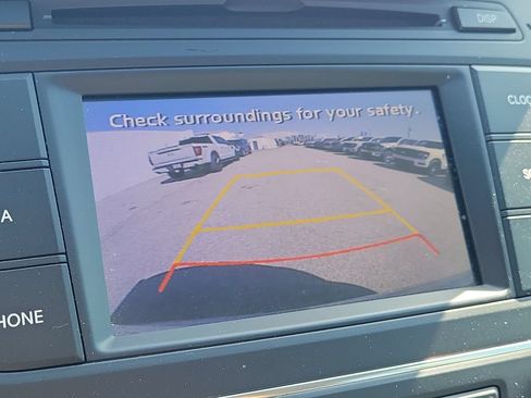 Used 2018 Hyundai Santa Fe Sport FWD image 28