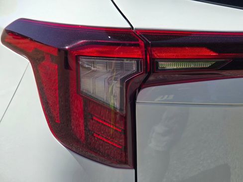 New 2026 Kia Seltos S FWD image 11