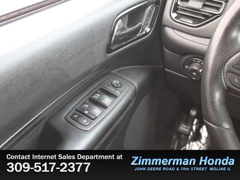 Used 2022 Dodge Durango GT image 16