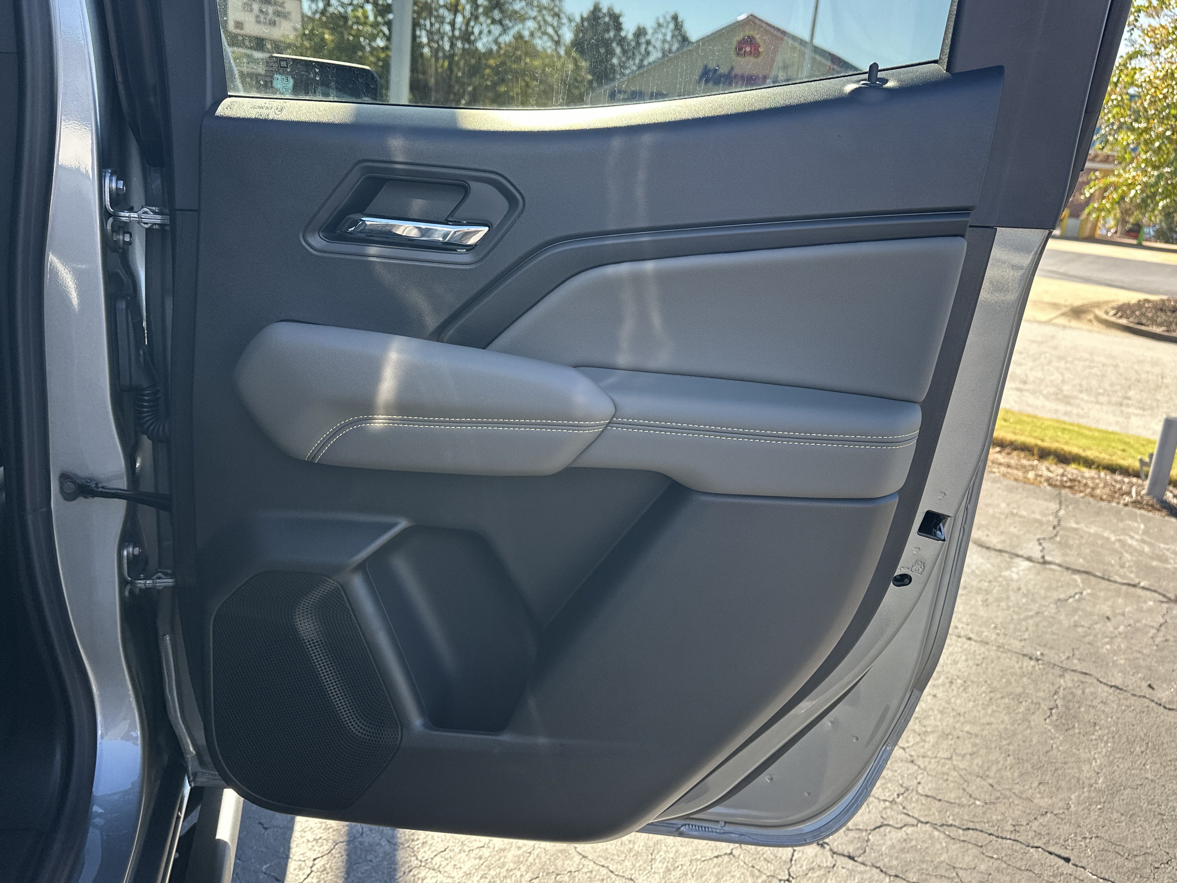New 2026 Chevrolet Colorado ZR2 AWD/4WD image 18