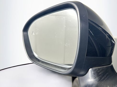 Used 2024 Nissan Ariya FWD image 16