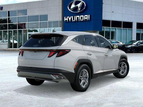 New 2026 Hyundai Tucson SE image 4