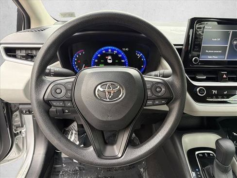Certified 2022 Toyota Corolla LE FWD image 14