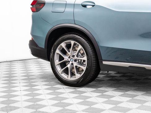 New 2026 BMW X5 xDrive50e image 36