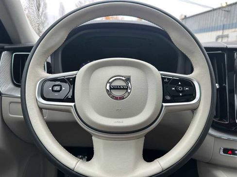 Used 2025 Volvo XC60 B5 Ultra w/ Protection Package Premier image 24