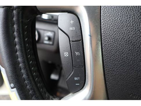Used 2013 Chevrolet Traverse LTZ FWD image 14