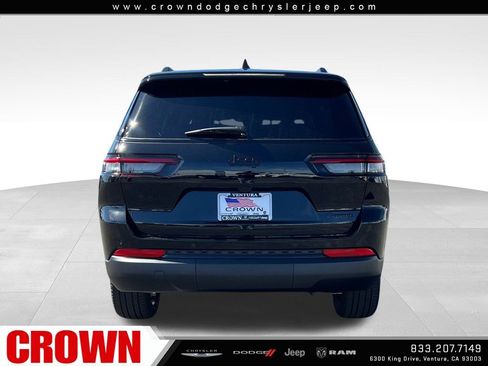 New 2025 Jeep Grand Cherokee L Limited w/ Black Appearance Package image 4