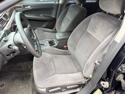 Used 2014 Chevrolet Impala Limited LS FWD image 9