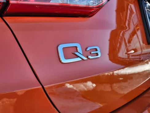 Used 2025 Audi Q3 2.0T Premium w/ Convenience Package image 12