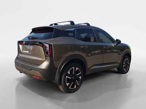 New 2026 Nissan Kicks SV w/ SV Premium Package image 5