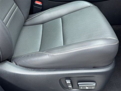 Used 2018 Lexus NX 300 FWD image 47