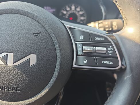 Used 2022 Kia Seltos EX AWD/4WD image 17