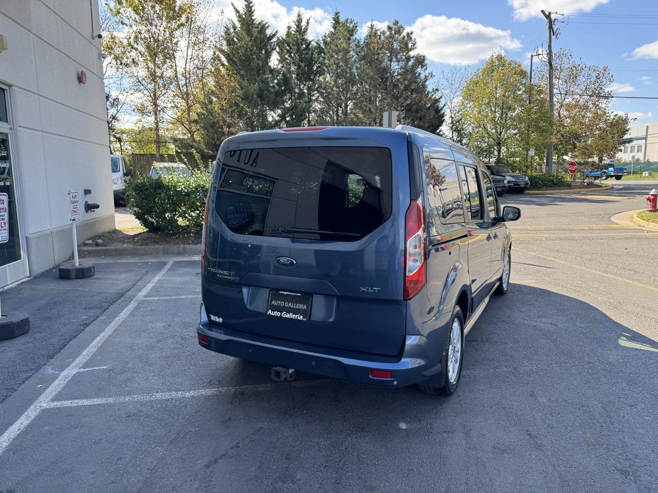 Used 2020 Ford Transit Connect XLT w/ Trailer Tow Package FWD image 5