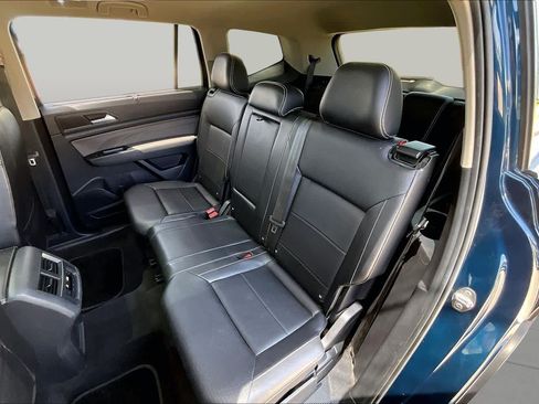 Used 2021 Volkswagen Atlas SE w/ Panoramic Sunroof Package FWD image 21