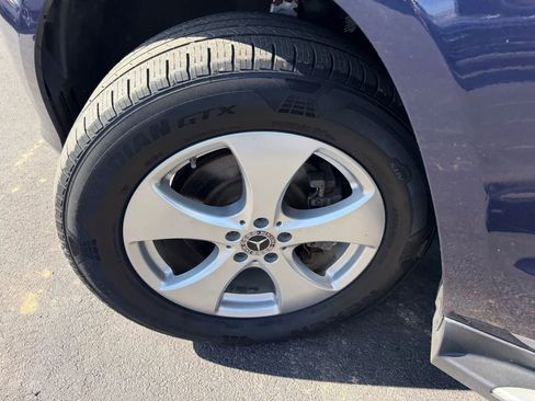 Used 2017 Mercedes-Benz GLS 450 4MATIC image 34