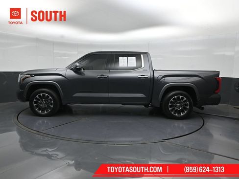 Used 2023 Toyota Tundra Limited AWD/4WD image 7