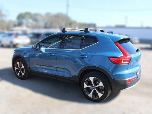 Used 2023 Volvo XC40 B5 Plus w/ Protection Package Premier image 13