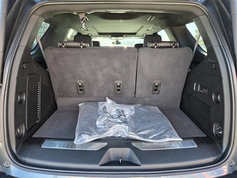 Used 2021 Chevrolet Tahoe Premier w/ Premium Package image 20