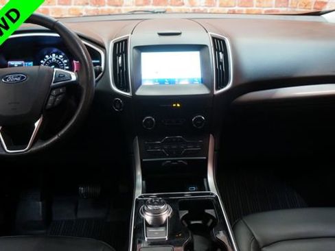 Used 2019 Ford Edge SEL w/ Equipment Group 201A AWD/4WD image 11