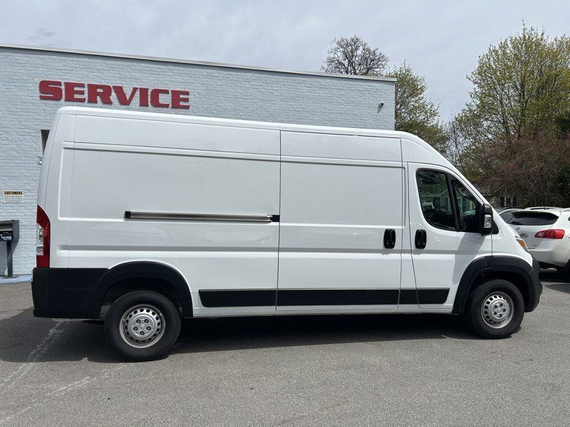 Used 2024 RAM ProMaster 2500 w/ Power Group FWD image 1