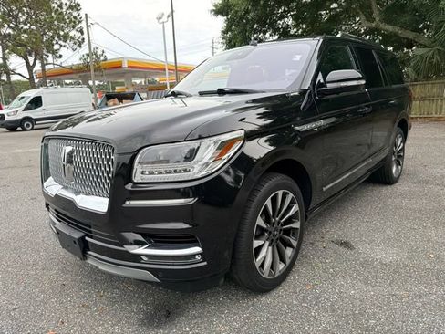Used 2020 Lincoln Navigator Reserve AWD/4WD image 11