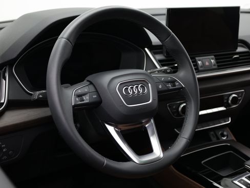 Used 2024 Audi Q5 2.0T Premium Plus w/ Premium Plus Package AWD/4WD image 13