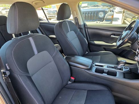 Used 2020 Nissan Sentra SV FWD image 43