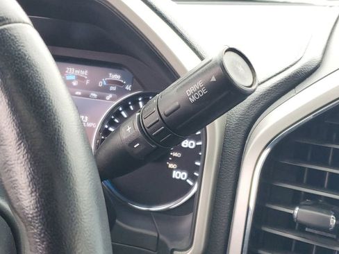 Used 2022 Ford F250 Lariat w/ Tremor Off-Road Package image 17