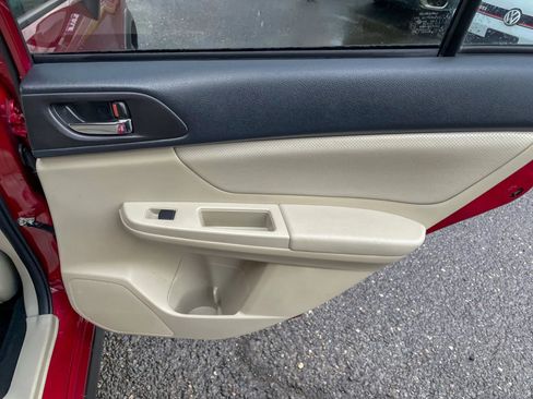 Used 2014 Subaru Crosstrek 2.0i Limited w/ Popular Package #2 image 28