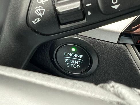 Used 2020 Ford Escape SEL image 31