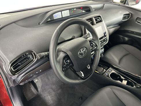 Used 2021 Toyota Prius image 13
