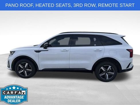 Used 2022 Kia Sorento S w/ Panoramic Sunroof Package FWD image 7
