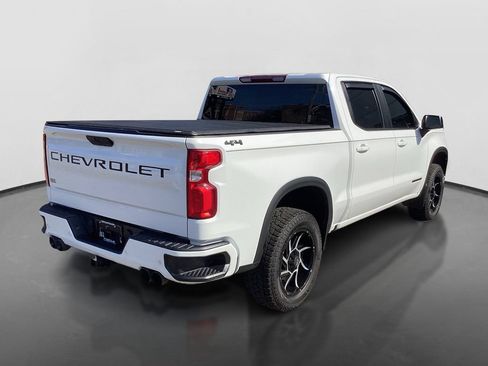 Used 2022 Chevrolet Silverado 1500 RST w/ LPO, Blackout Package AWD/4WD image 5