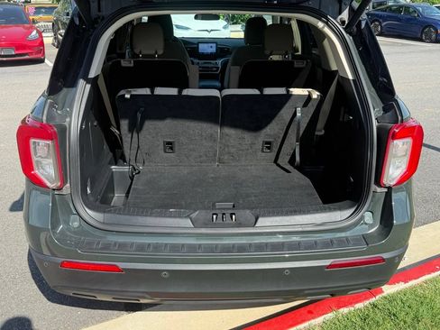 Used 2023 Ford Explorer XLT RWD image 31
