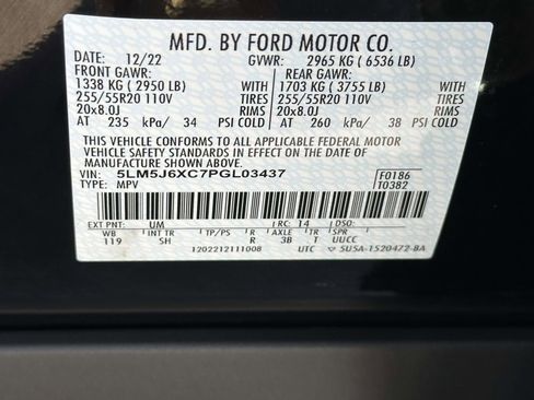 Used 2023 Lincoln Aviator AWD w/ Premium Package image 28