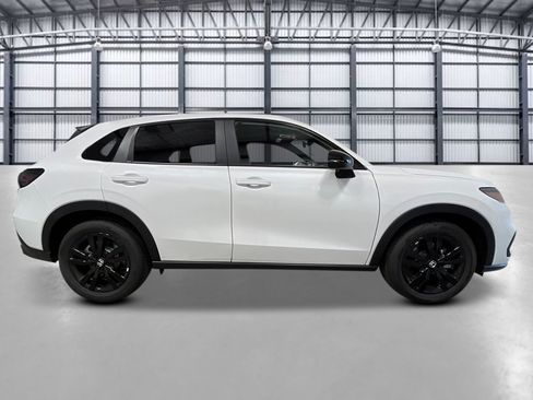 New 2027 Honda HR-V Sport image 8
