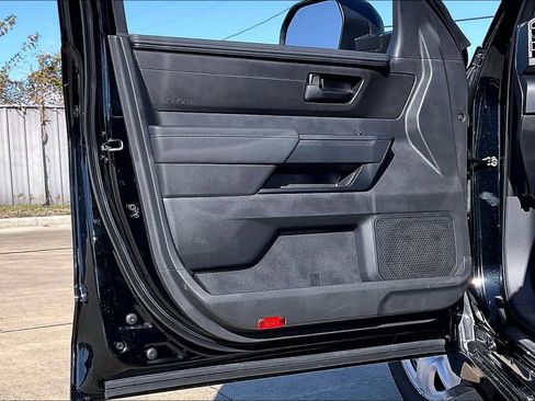 New 2026 Toyota Tundra SR image 10