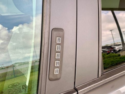 Used 2023 Ford Maverick XLT FWD image 10