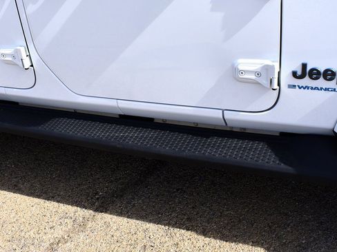 Used 2024 Jeep Wrangler High Altitude image 9