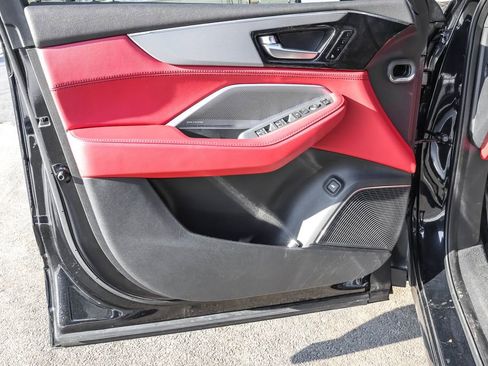 Used 2025 Acura MDX A-Spec image 25