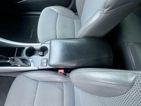 Used 2013 Hyundai Sonata SE image 21