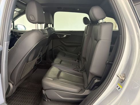 Used 2021 Audi Q7 2.0T Premium Plus w/ Executive Package image 13